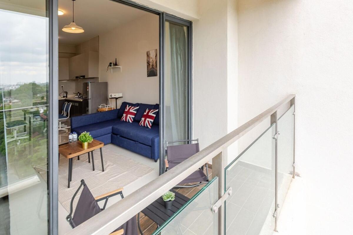 Apartemen Country Garden 2br 4-6pax At Side